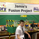 Illustration for article titled 13-Year-Old Builds Nuclear Reactor, Becomes Youngest Fusioneer Ever
